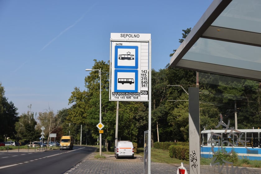 Spotkanie na pętli Sępolno w sprawie budowy TAT na Swojczyce, 30 sierpnia 2024
