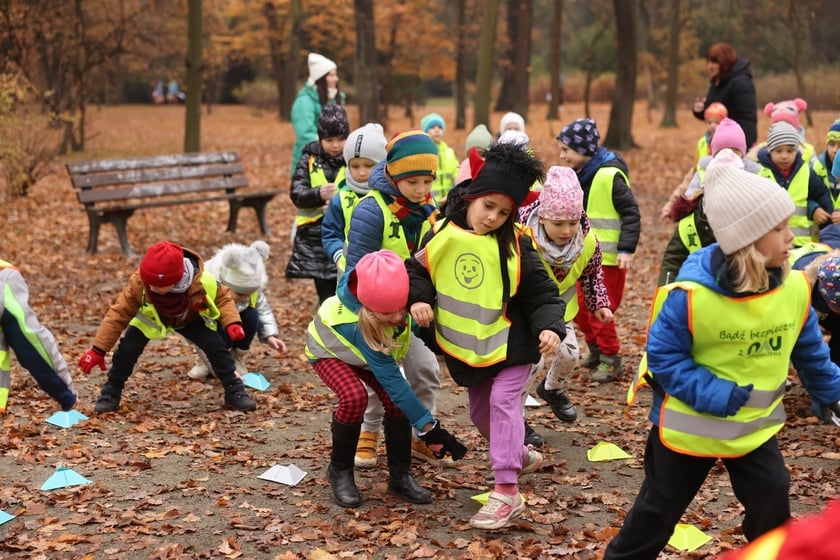 Bieg przedszkolaków z okazji Dnia Niepodległości