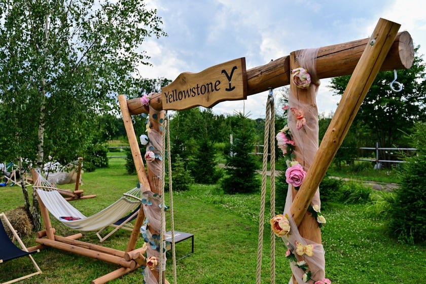 Ranczo Yellowstone w lesie Osobowickim