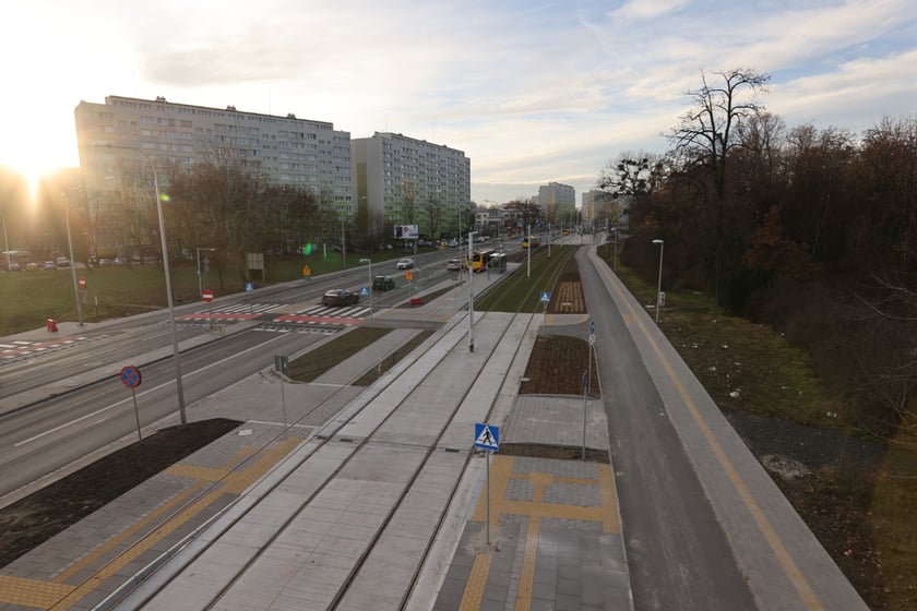 Ulica Powowicka pierwszego dnia po remoncie