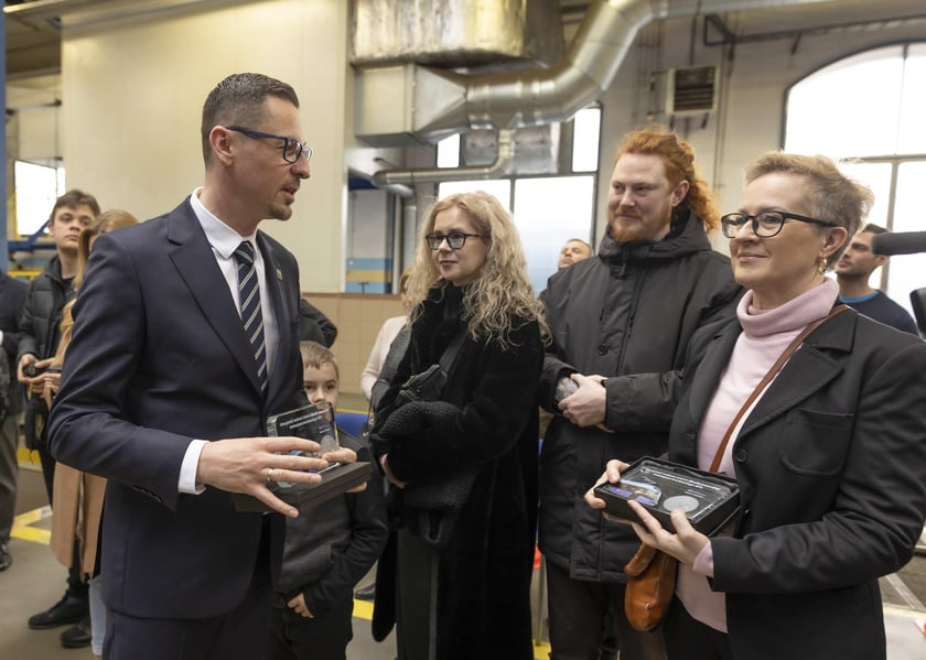 Uroczystość nadania imienia Moniki Jaworskiej tramwajowi wrocławskiego MPK