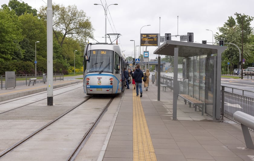 Przystanki na nowej trasie tramwajowej przez Szczepin i Popowice.