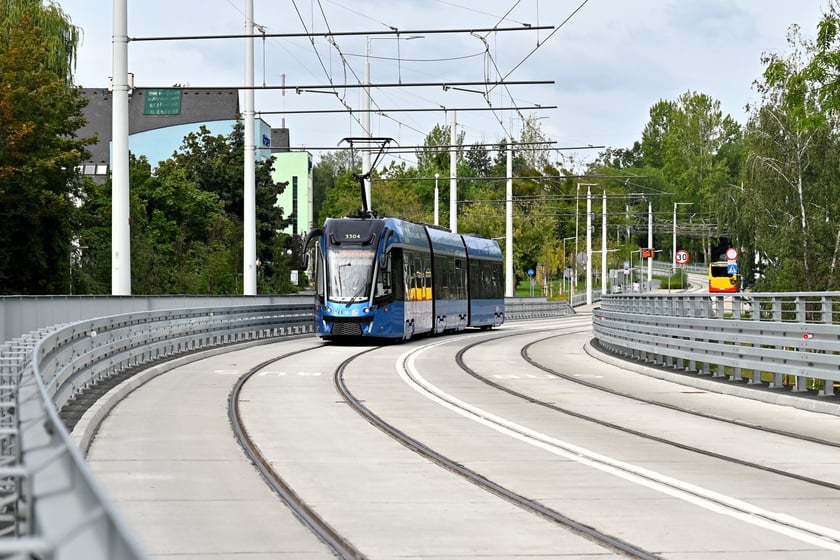Pierwszy dzień regularnych kursów tramwajów na Nowy Dwór.