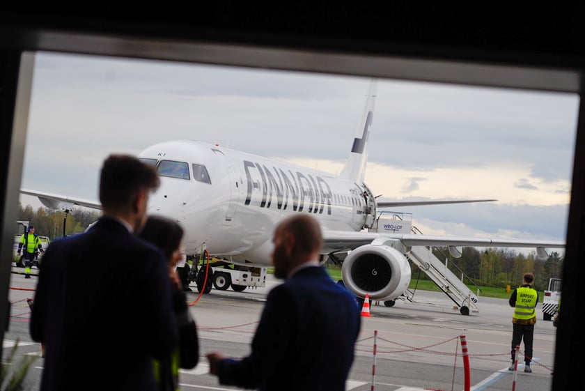 Uroczysta inauguracja połączenia lotniczego pomiędzy Wrocławiem a Helsinkami
