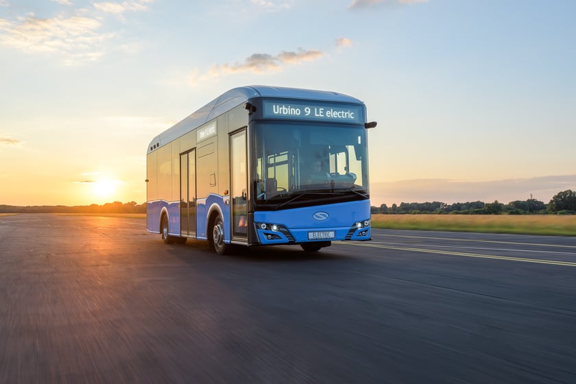 Tak prezentuje się Solaris Urbino 9 LE electric.
