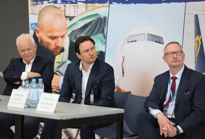 Ryanair otworzył drugi hangar do serwisowania samolotów
