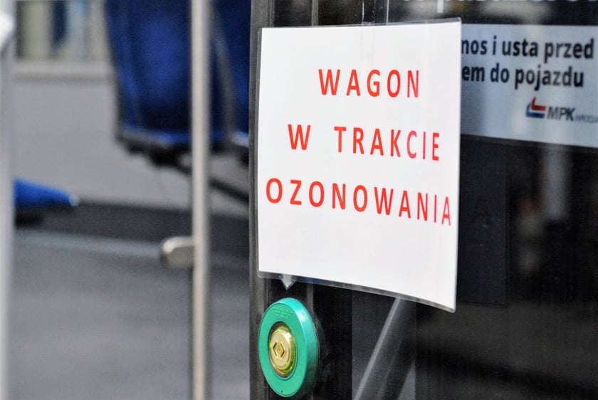 Ozonowanie pozwala utrzymać system wentylacji i klimatyzacji w dobrym stanie, zwalcza bakterie i grzyby