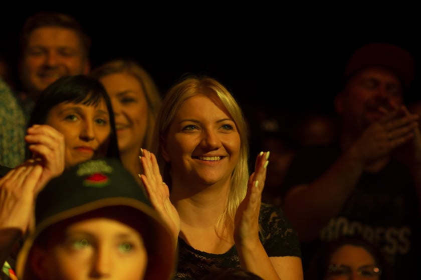Koncert w rocznice powodzi Wrocław 22 sierpnia, MESAJAH feat, Grubson, Jagoda Kret, Sound?n?Grace, Miodu (Jamal), Gutek (Indios Bravos), I Grades, Kasia Kowalska.