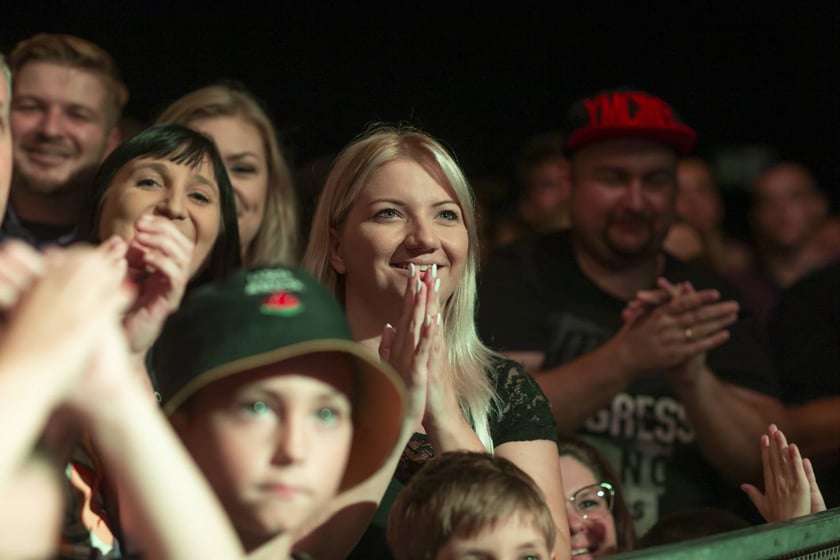 Koncert w rocznice powodzi Wrocław 22 sierpnia, MESAJAH feat, Grubson, Jagoda Kret, Sound?n?Grace, Miodu (Jamal), Gutek (Indios Bravos), I Grades, Kasia Kowalska.