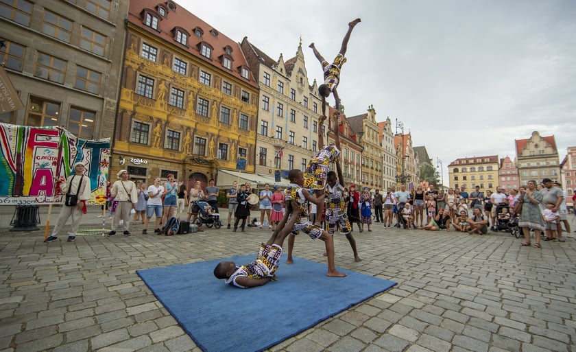 Lelefant Wrocław Rynek parada 2022