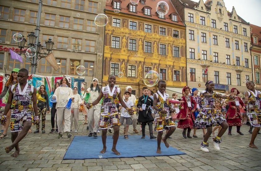 Lelefant Wrocław Rynek parada 2022