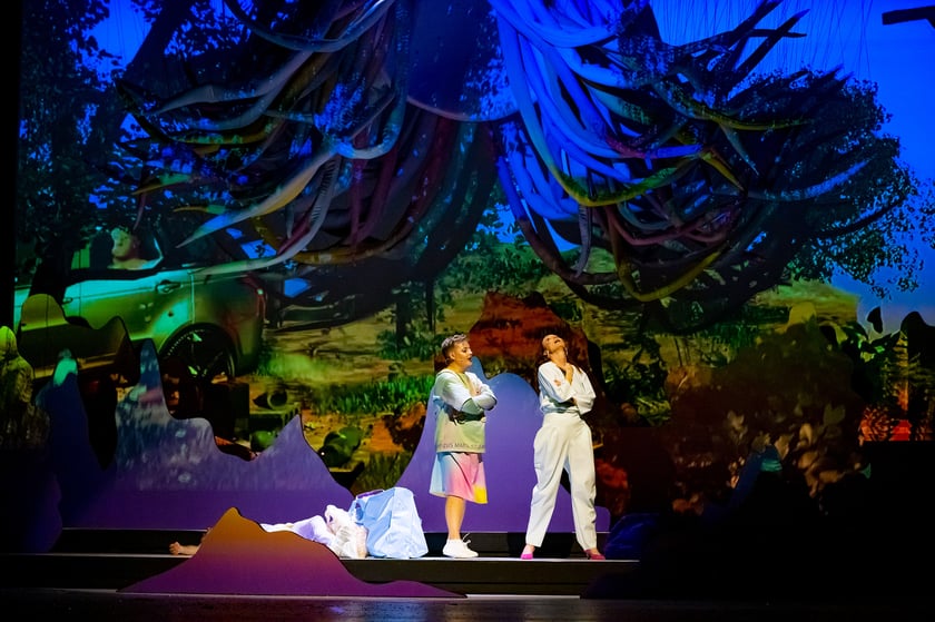 Scena z najnowszej premiery we wrocławskim Capitolu: ?Priscilla, Królowa Pustyni. Musical?. Data premiery: 7 października 2022 roku