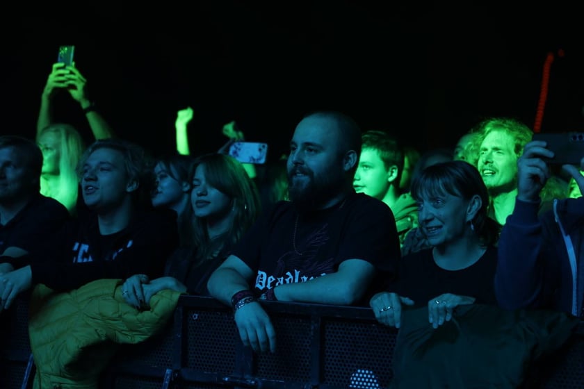 Zagrały gwiazdy IRA, Elektryczne Gitary i T.Love. wROCK for Freedom w Hali Stulecia
