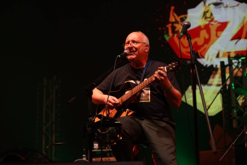 Zagrały gwiazdy IRA, Elektryczne Gitary i T.Love. wROCK for Freedom w Hali Stulecia