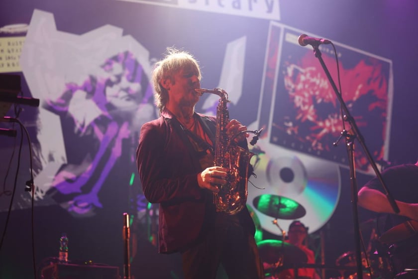 Zagrały gwiazdy IRA, Elektryczne Gitary i T.Love. wROCK for Freedom w Hali Stulecia