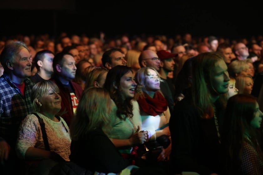 Zagrały gwiazdy IRA, Elektryczne Gitary i T.Love. wROCK for Freedom w Hali Stulecia