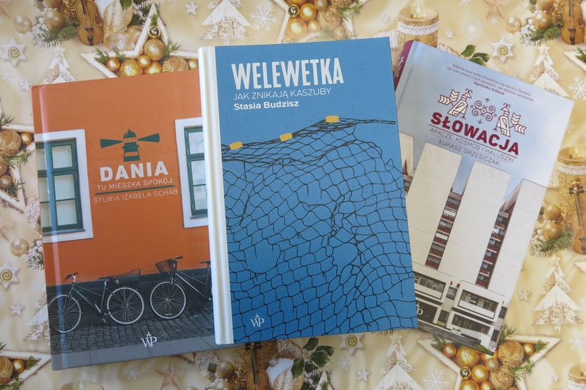 Książki, kt&oacute;re szczeg&oacute;lnie polecamy pod choinkę