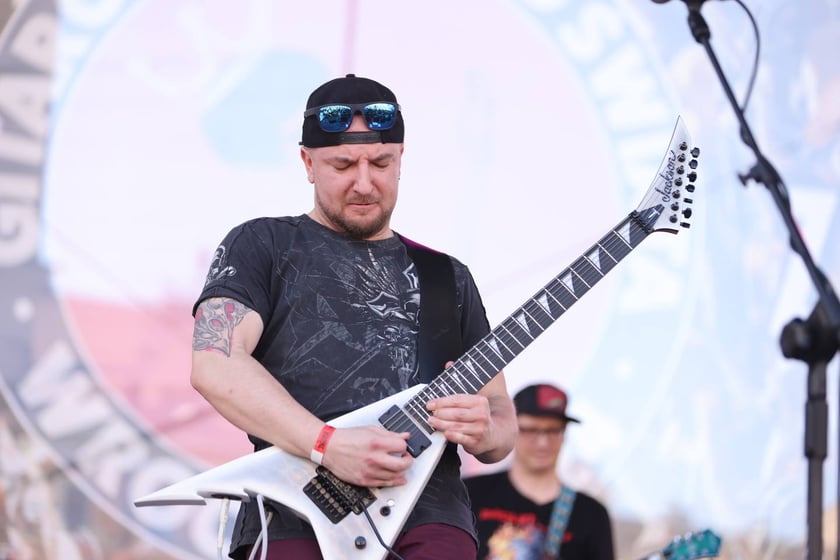 Gitarzyści na wrocławskim rynku. Gitarowy Rekord Świata 2024