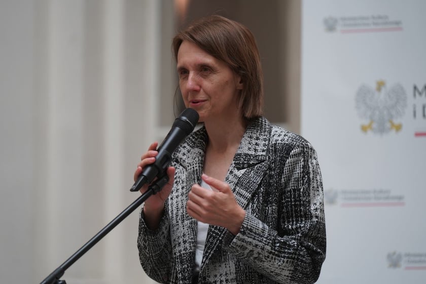 Minister kultury i dziedzictwa narodowego Hanna Wr&oacute;blewska