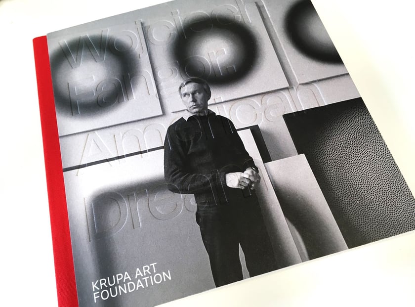 Katalog wystawy &bdquo;Wojciech Fangor: American Dream&rdquo; w Krupa Art Foundation