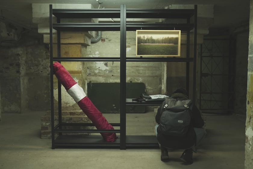 We wrocławskich schronach odbywa się trzydniowa wystawa Yuriya Bileya &ndash; prace Yuriya Bileya w schronie pod Uniwersytetem Medycznym na Bartla 5