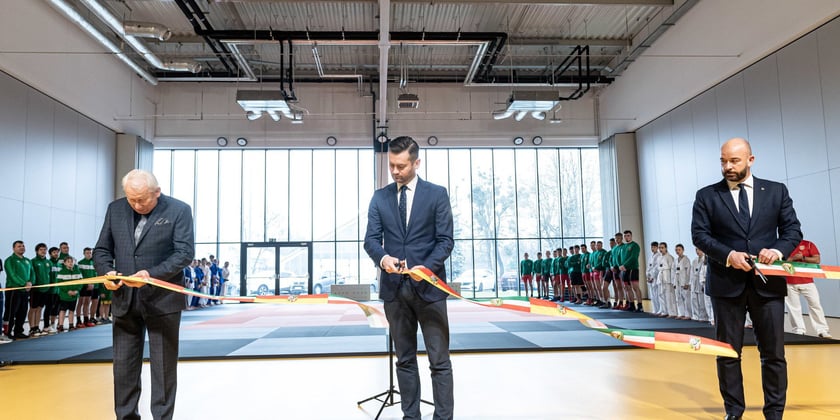 Otwarcie hali do sportów walki przy ul. Racławickiej we Wrocławiu