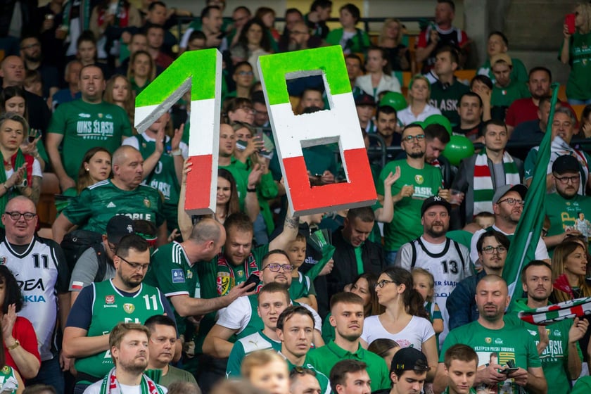 Koszykarze WKS-u wygrali cztery mecze z Legią i świętują 18. tytuł w historii klubu