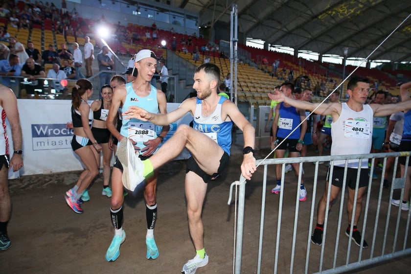 8. PKO Nocny Wrocław Półmaraton i PKO Wieczorny Bieg Rodzinny