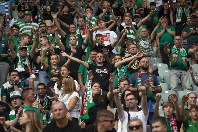 mecz Śląsk Wrocław  Lechia Gdańsk 10 września Tarczyński Arena Wrocław zdjęcia, galeria kibiców