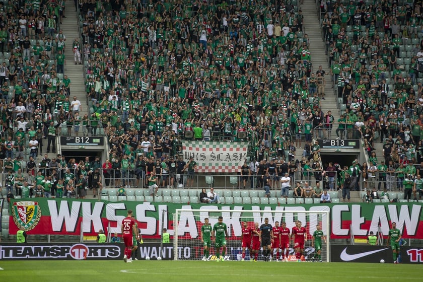 mecz Śląsk Wrocław  Lechia Gdańsk 10 września Tarczyński Arena Wrocław zdjęcia, galeria kibiców