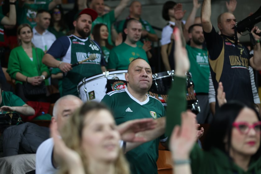 Zdjęcie z niedzielnego meczu koszykarskiego Śląska Wrocław w Hali Stulecia