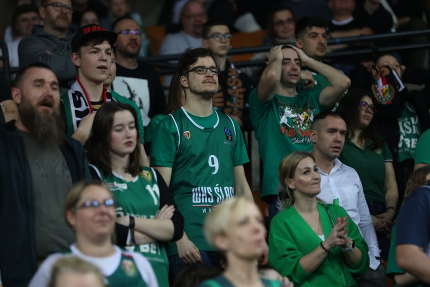 Zdjęcie z niedzielnego meczu koszykarskiego Śląska Wrocław w Hali Stulecia
