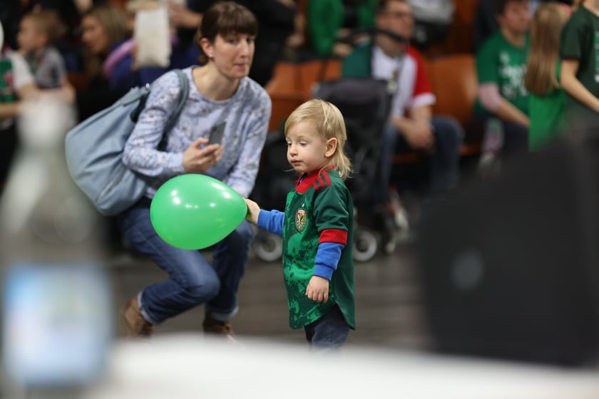 Zdjęcie z niedzielnego meczu koszykarskiego Śląska Wrocław w Hali Stulecia