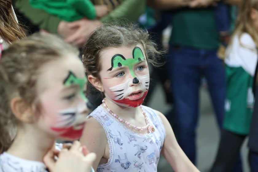 Zdjęcie z niedzielnego meczu koszykarskiego Śląska Wrocław w Hali Stulecia