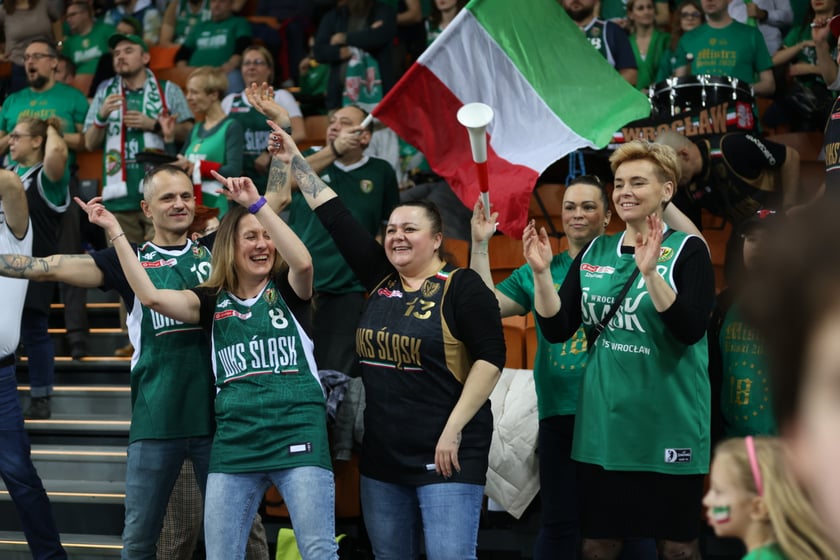 Zdjęcie z niedzielnego meczu koszykarskiego Śląska Wrocław w Hali Stulecia