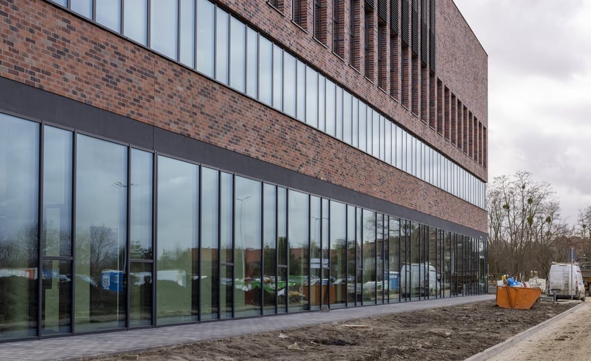 Wielofunkcyjna hala sportowa przy ul. Kłokoczyckiej we Wrocławiu