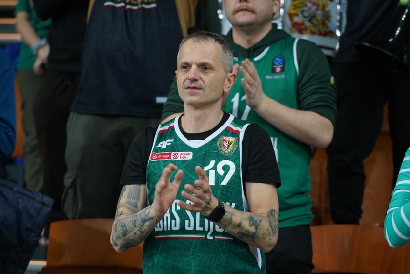 Ale emocje! Wrocławscy kibice nie mają sobie równych! Dużo zdjęć z koszykarskiego święta w Hali Stulecia