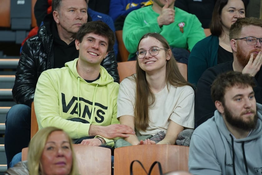 Ale emocje! Wrocławscy kibice nie mają sobie równych! Dużo zdjęć z koszykarskiego święta w Hali Stulecia