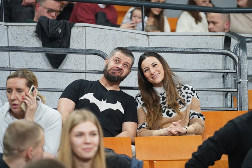 Ale emocje! Wrocławscy kibice nie mają sobie równych! Dużo zdjęć z koszykarskiego święta w Hali Stulecia