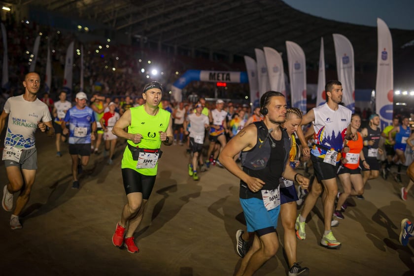 8. Nocny Wrocław Półmaraton
