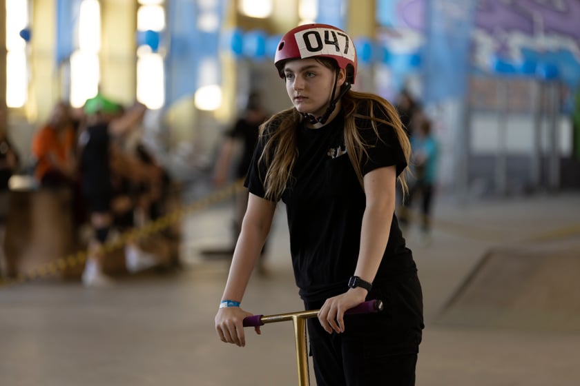 Zawody MC Scoot Dżem w wyczynowej jeździe na hulajnodze odbyły się w Centrum Sportów Ekstremalnych przy ul. Legnickiej 65