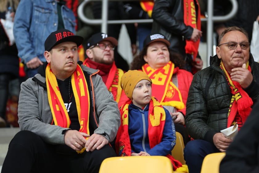 Zdjęcia kibiców z meczu żużlowego Betard Sparta Wrocław - Stal Gorzów, 7 maja 2023 r.