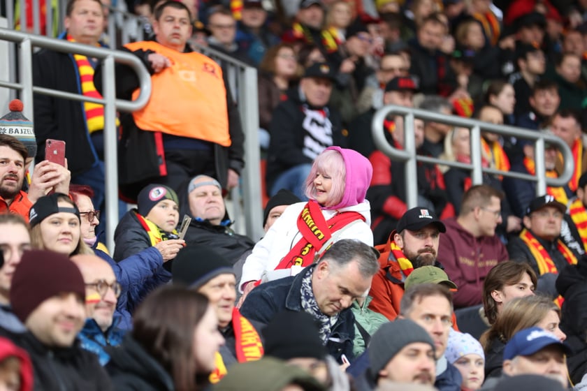 Zdjęcia kibiców z meczu żużlowego Betard Sparta Wrocław - Stal Gorzów, 7 maja 2023 r.