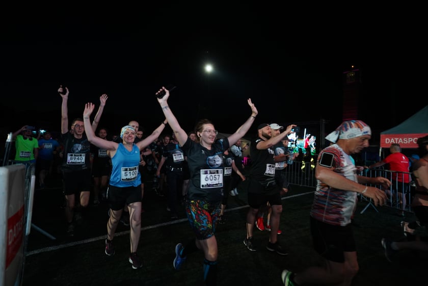 9. Nocny Wrocław Półmaraton - zdjęcia uczestników, 17 czerwca 2023 r.