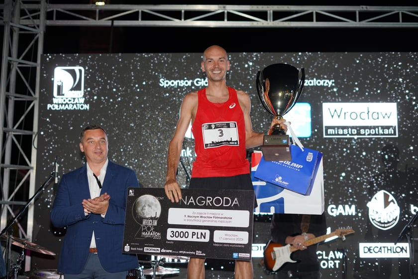 9. Nocny Wrocław Półmaraton - zdjęcia uczestników, 17 czerwca 2023 r.