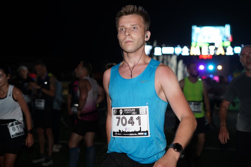 9. Nocny Wrocław Półmaraton - zdjęcia uczestników, 17 czerwca 2023 r.