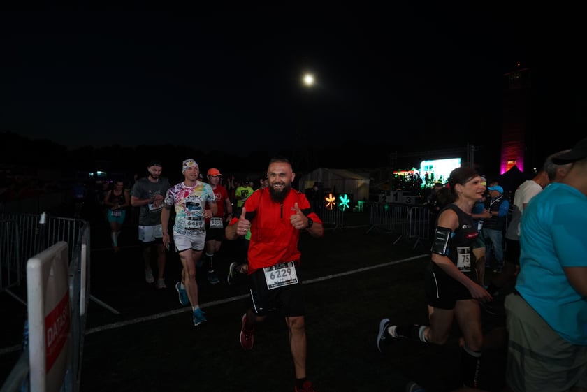9. Nocny Wrocław Półmaraton - zdjęcia uczestników, 17 czerwca 2023 r.