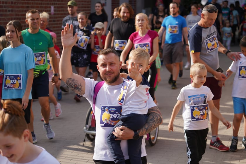 Uczestnicy Biegu Rodzinnego we Wrocławiu