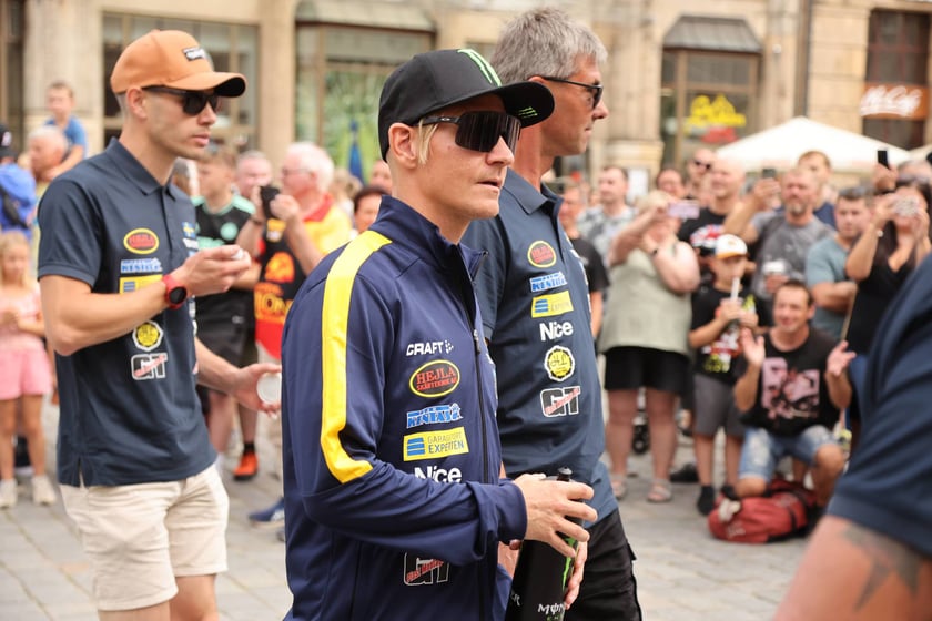 gwiazdy żużla na wrocławskim Rynku, 27.07.2023