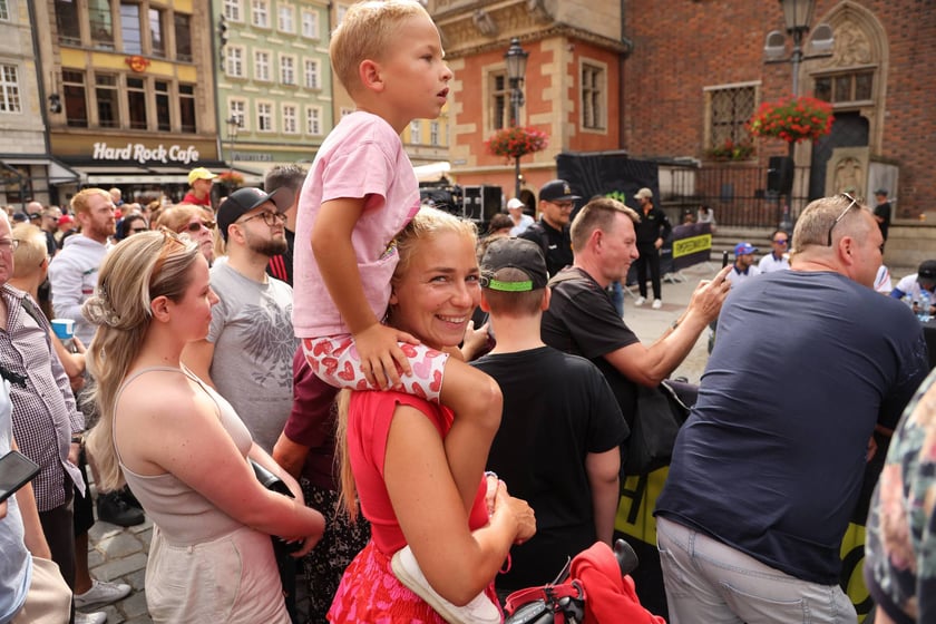 gwiazdy żużla na wrocławskim Rynku, 27.07.2023